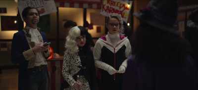 - Know any Gypsy witches?
- Not any that are still alive. - The Curse of Bridge Hollow