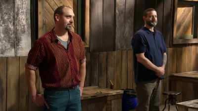 Knows more about making drinks - Moonshiners: Master Distiller