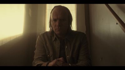 (KNUCKLES CRACKING) - Fargo