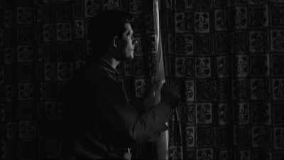 -Kobish!
-Hey, Glenn! Here he comes again. - The Desperate Hours