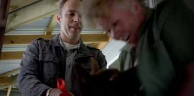 - Koko! He's still all red.
- Oh, it'll grow out. - Koko: A Red Dog Story
