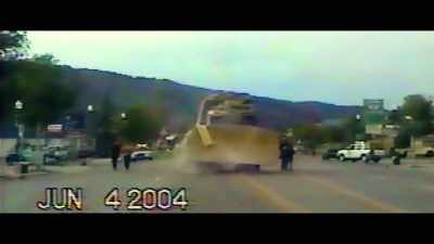 [Kraker] As it's going down the highway, - Tread