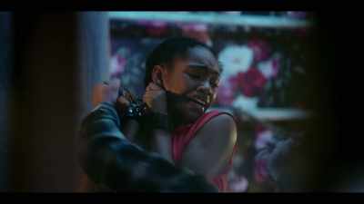 -(krissy gasps)
-(man grunts) - Girl in the Video