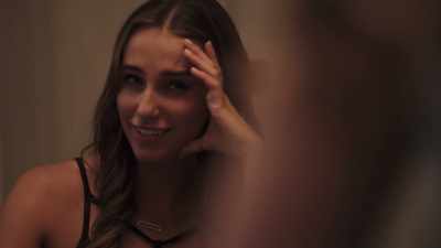 -[Kristen] Did you?
-[laughing] - Room for Murder