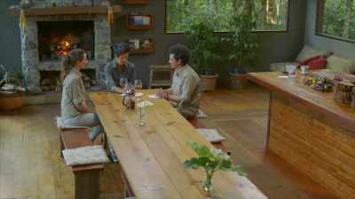 KRISTEN: Rolando and Gabriella
have asked me to help them - Restaurants at the End of the World