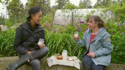 KRISTEN: That's far more mild
than what I, I was expecting. - Restaurants at the End of the World