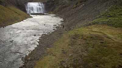 KRISTEN: Water has a huge effect. - Mars: One Day on the Red Planet