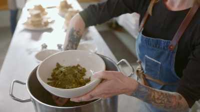 KRISTEN: While Carolynn
readies the final course, - Restaurants at the End of the World
