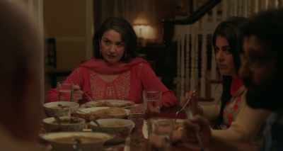 - Kumail?
- All right, I'll tell you. - The Big Sick