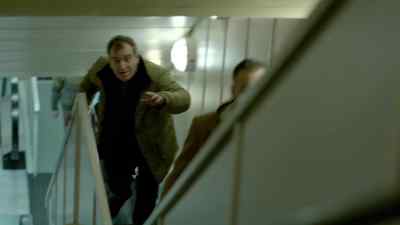 Kurt. Hi.
All OK? - Wallander