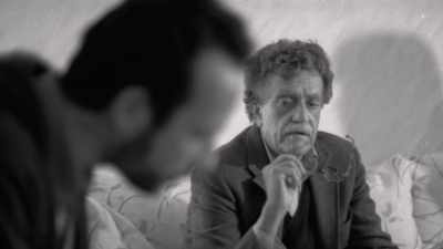 - [Kurt Vonnegut] Oh, shut up.
- [laughter] - Kurt Vonnegut: Unstuck in Time