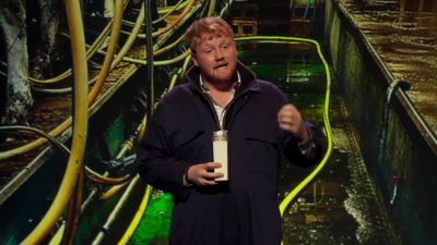 Kuten sanoin, heille maksetaan - - The World According to Kaleb - On Tour