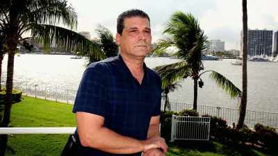 Kuvin: SO JOE RECAREY
BEGINS INTERVIEWING - Who Killed Jeffrey Epstein?