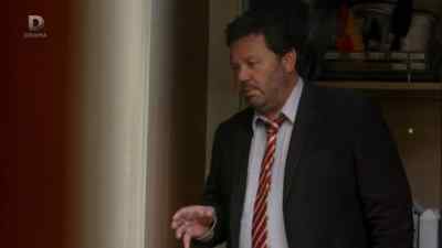 Kyle, you in there? - The Brokenwood Mysteries