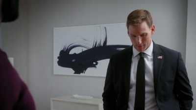 KYLE: NO, NO, I'M, UH,
I'M WORRIED - Tyler Perry's The Oval