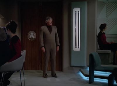 Kyle Riker! Excuse me, ladies. - Star Trek: The Next Generation