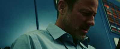 - Kyle Whitlock.
- He had a... He had a gun. - Deadlock
