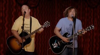 Kyle's fingers be silver - Tenacious D in the Pick of Destiny