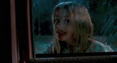 Kylie open the door jellybean - Slither