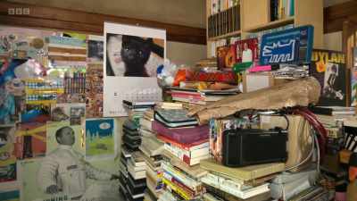 Kyoichi's work documents
a fascinating urban phenomenon. - The Art of Japanese Life