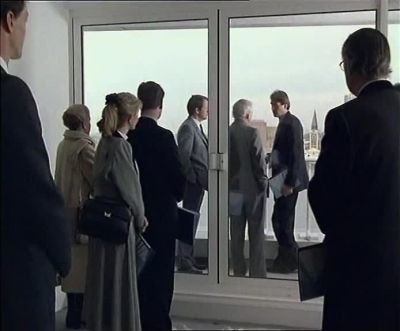 L didn't know she was pregnant. - Inspector Morse