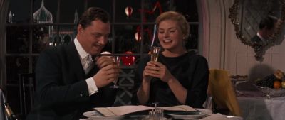 L don't like champagne l only like what it does to me - Anastasia