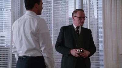 L feel a bit light-headed. - Mad Men
