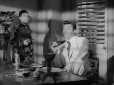 L like to work on the other side of the table - Macao