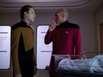 L was looking for Dr. Crusher. - Star Trek: The Next Generation