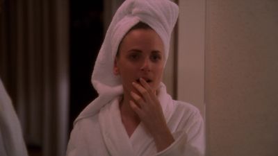 L wanted to say goodbye.
We're taking off. - The West Wing
