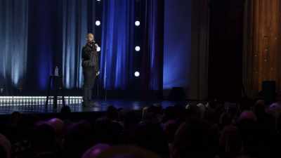 La care el: "Du-te tu!" - Tom Segura: Disgraceful
