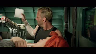 La Diva m'a demandé de m'occuper de toi. - The Fifth Element