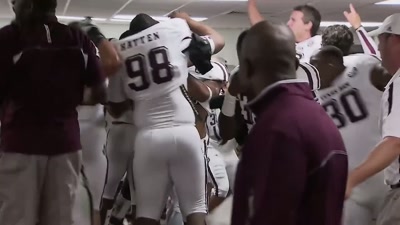 Lacy left side. Lacy leaning. - Untold: Johnny Football