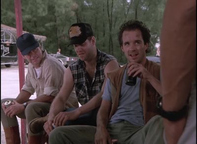 Ladies and gentlemen.
Bienvenidos. - Miami Vice