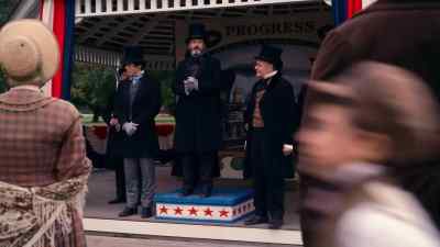 Ladies and gentlemen,
I would now like to introduce my son... - Dickinson