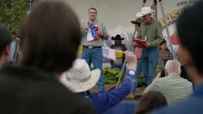 Ladies and gentlemen, it's official. - Alaska Daily