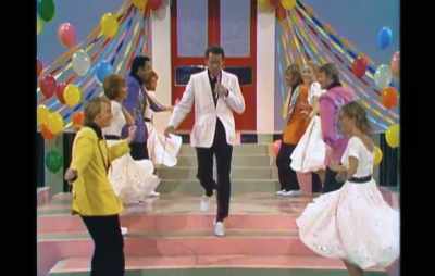 Ladies and gentlemen,
Mr. Jerry Lee Lewis! - Jerry Lee Lewis: Trouble in Mind