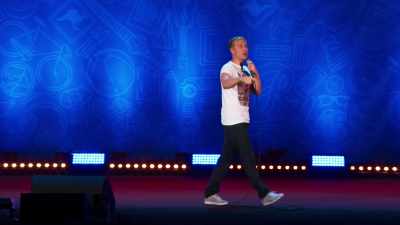 Ladies and gentlemen of Brighton, - Russell Howard: Recalibrate