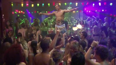 Ladies and gentlemen! - American Pie Presents: The Naked Mile