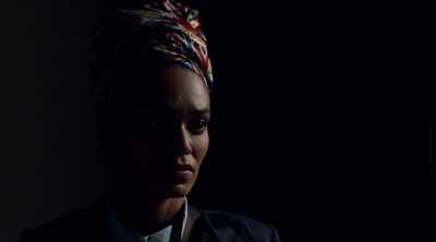 Ladies and gentlemen, - Queen Sono