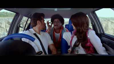 Ladies and gentlemen - Total Dhamaal
