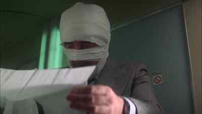Ladies and gentlemen,
This is your captain speaking. - Trail of the Pink Panther