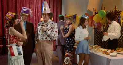 Ladies and gentlemens,
champagne punchings! - Carry on Abroad