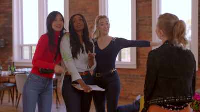 [ladies giggling] - The Love Club: Tara’s Tune