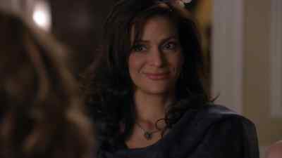 Ladies, photo opportunity. - Switched at Birth
