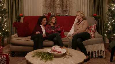 Ladies, your presence
is requested in the study. - Christmas in Louisiana