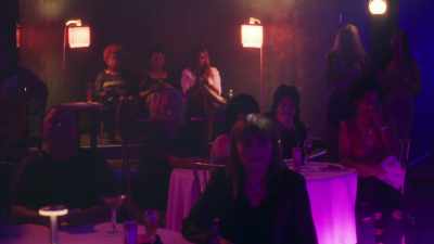 Ladies, welcome to the stage,
your new daddy, - Back on the Strip
