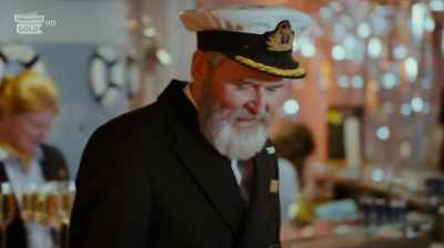 Ladies, would you care
to join me for dinner - Death on the Tyne