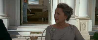 Lady Bagshaw,
please come and sit here. - Downton Abbey: A New Era