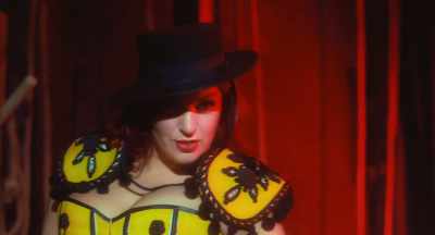 ♪ Lady of Spain, I adore you ♪ - Cabaret Maxime